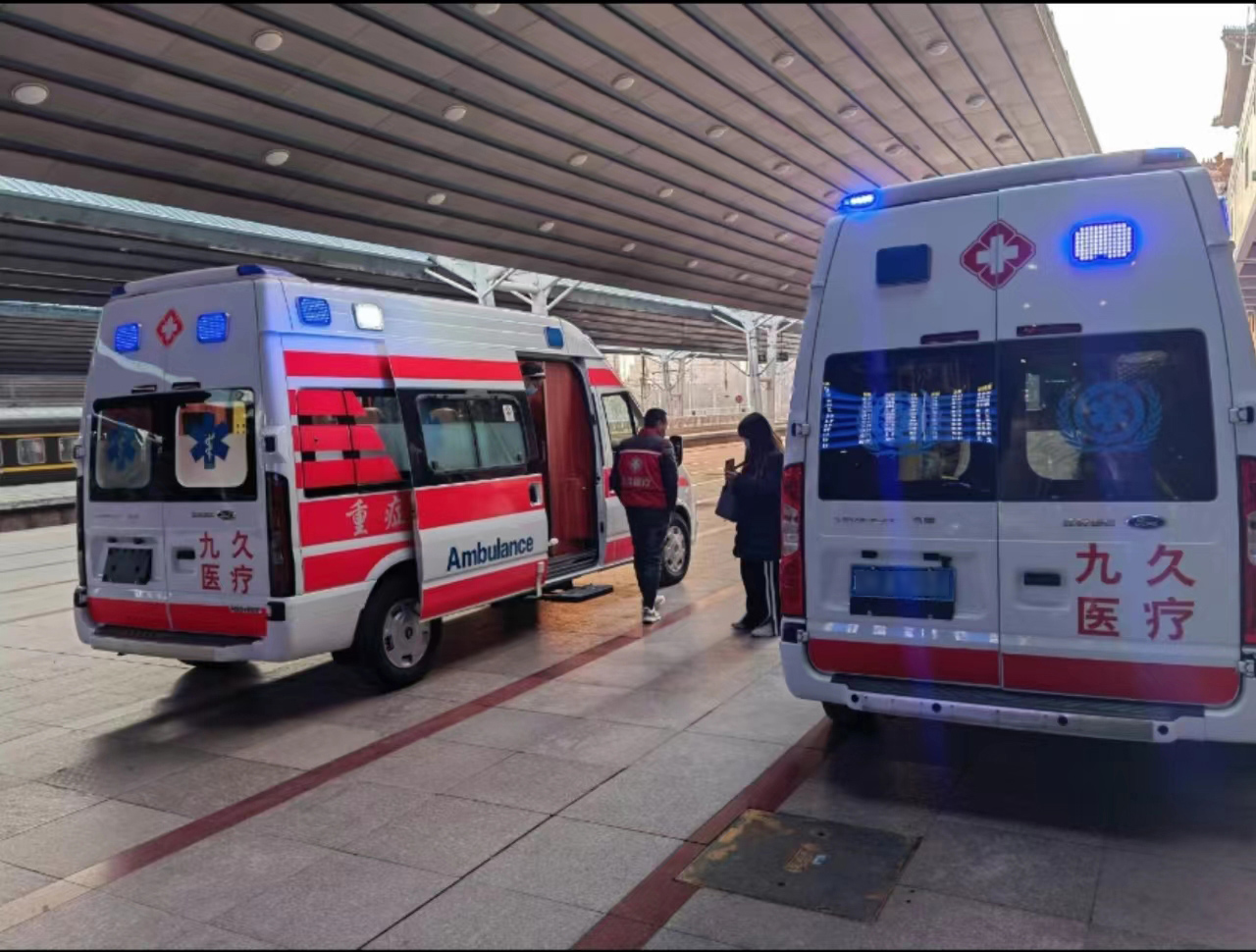 商洛救护车长途转运